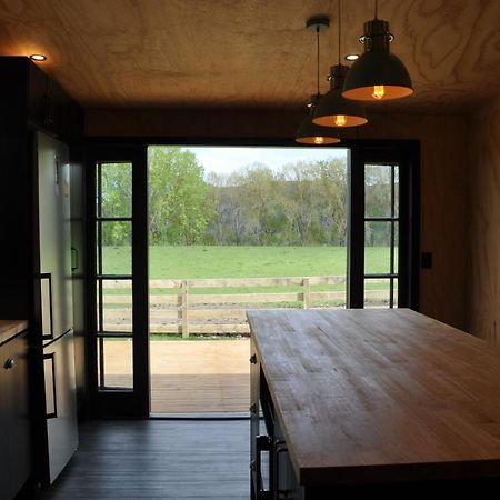 Renagour Cottage - Farmstay With Hot Tub! ワンガヌイ エクステリア 写真