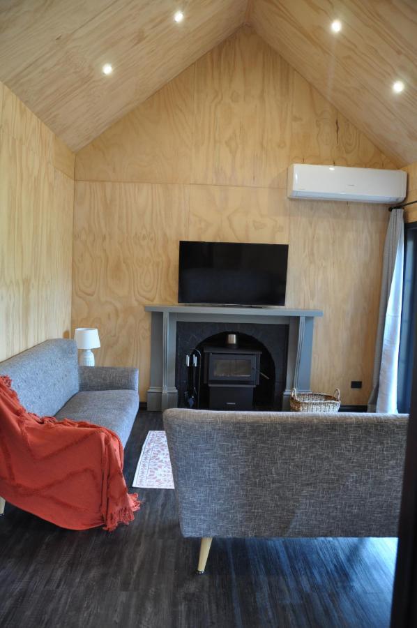 Renagour Cottage - Farmstay With Hot Tub! ワンガヌイ エクステリア 写真