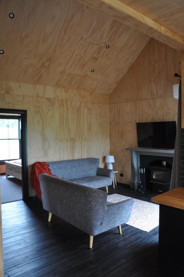 Renagour Cottage - Farmstay With Hot Tub! ワンガヌイ エクステリア 写真